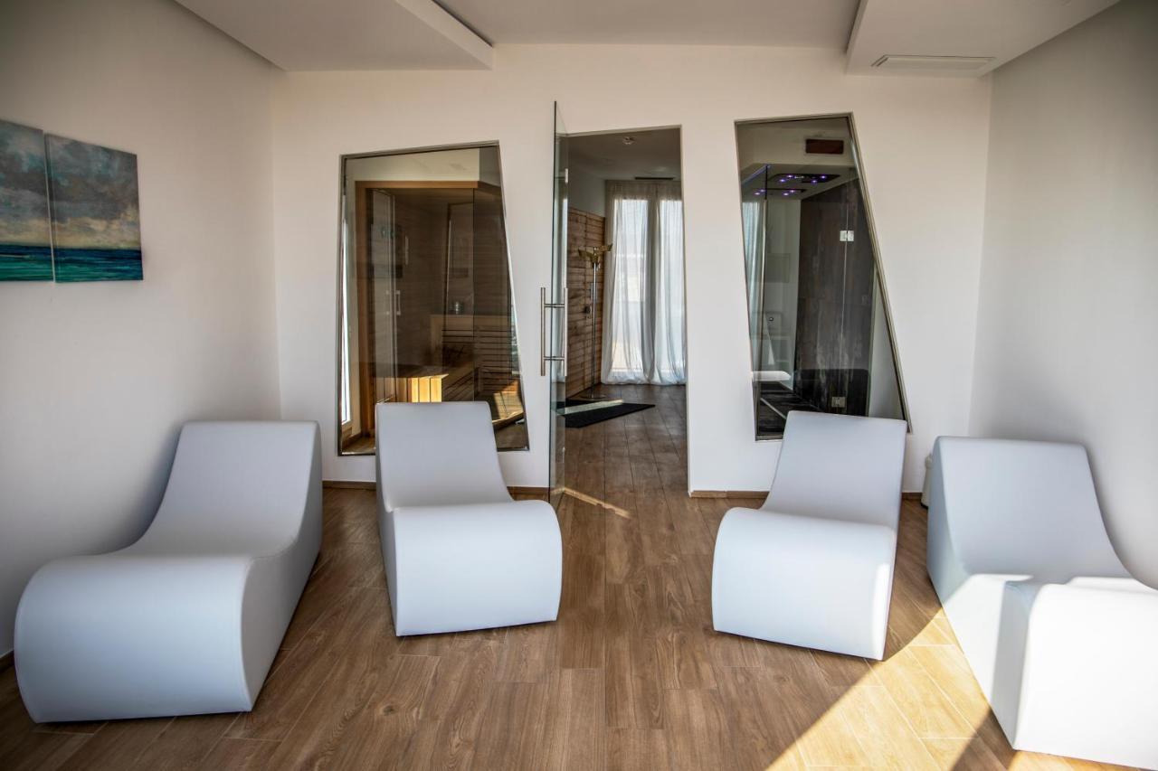 One Design Hotel ريميني المظهر الخارجي الصورة